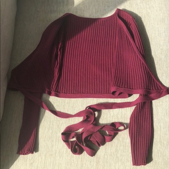 Aritzia inspired crop top - Picture 2 of 3